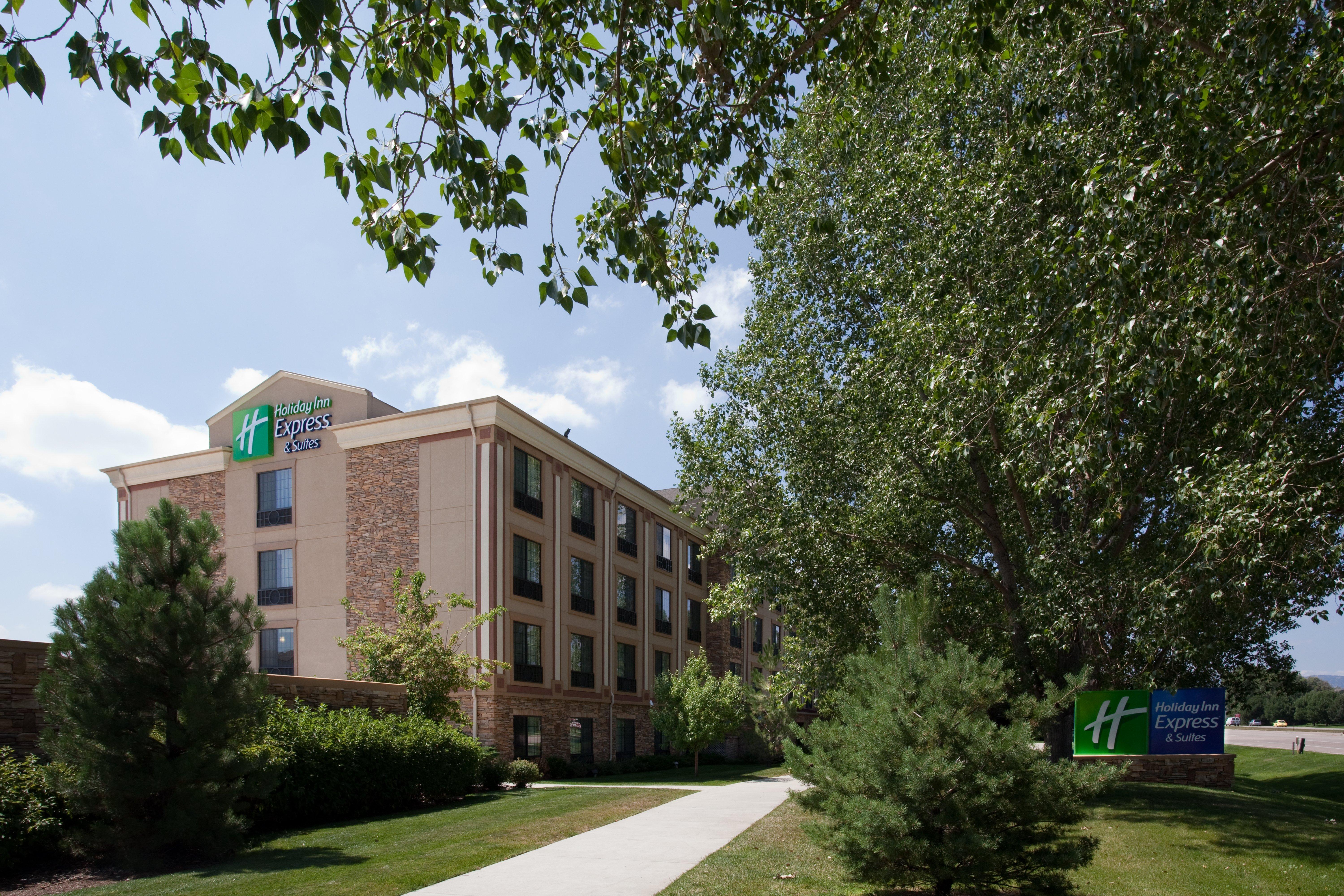 Holiday Inn Express Hotel & Suites Fort Collins By Ihg Ngoại thất bức ảnh
