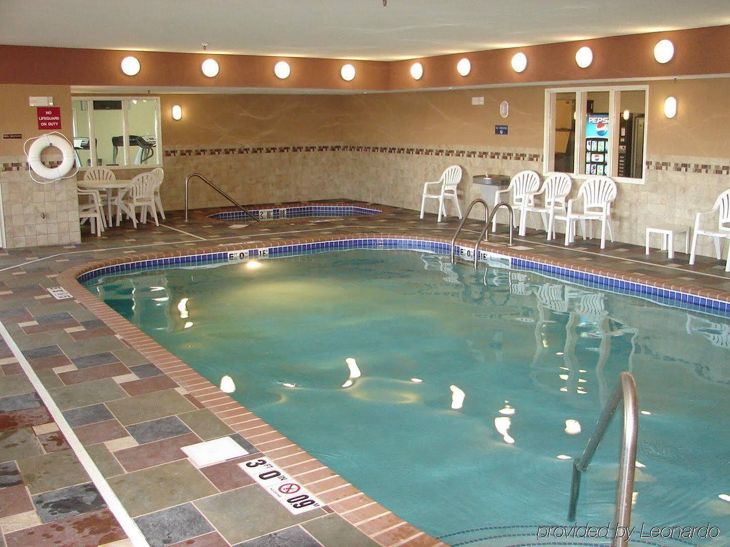 Holiday Inn Express Hotel & Suites Fort Collins By Ihg Ngoại thất bức ảnh